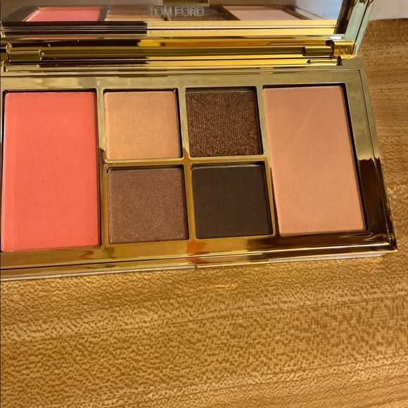 TOM FORD SOLEIL EYE & CHEEK PALETTE LIMITED EDIT. - Picture 8 of 12